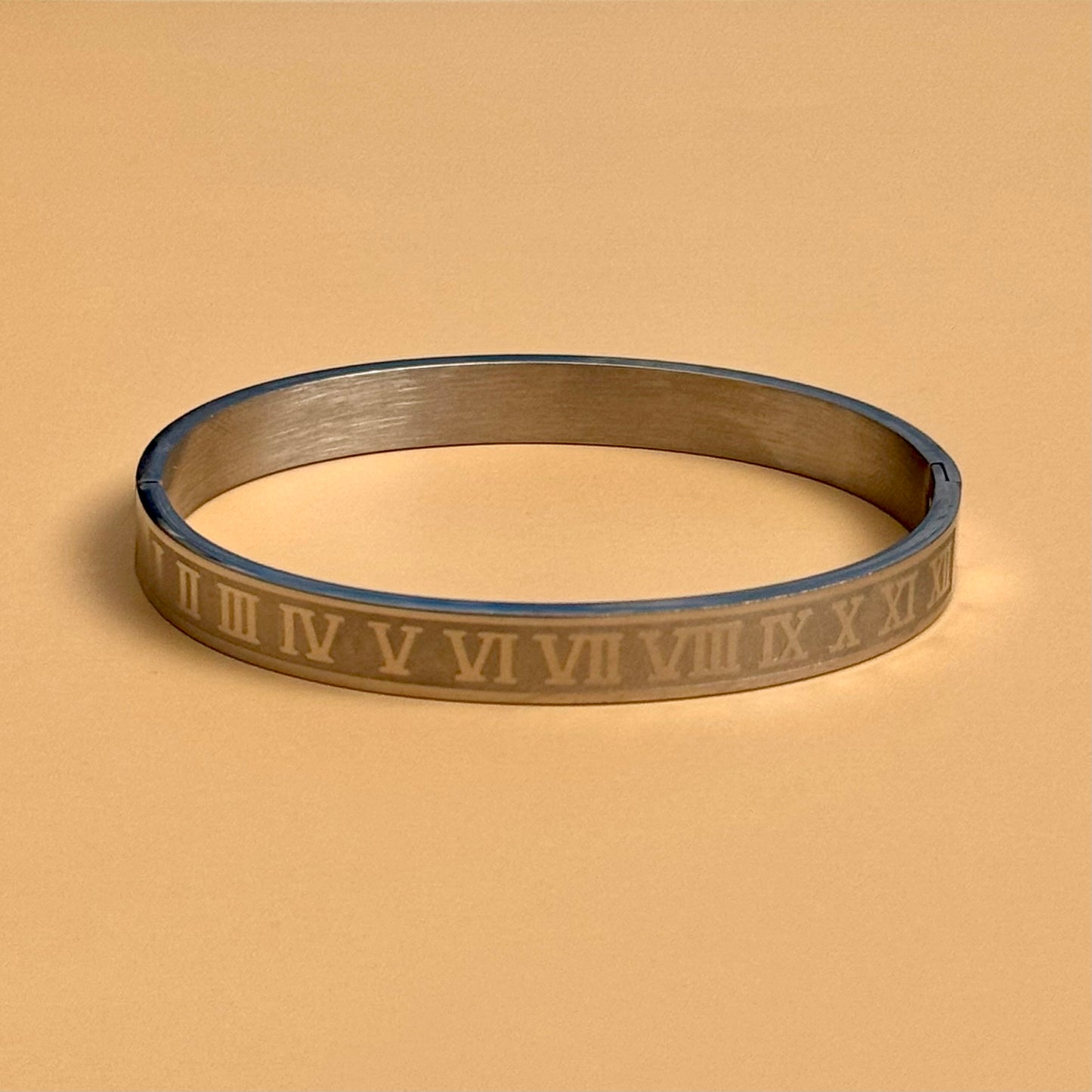 Roman Numeral Bracelet (Silver)