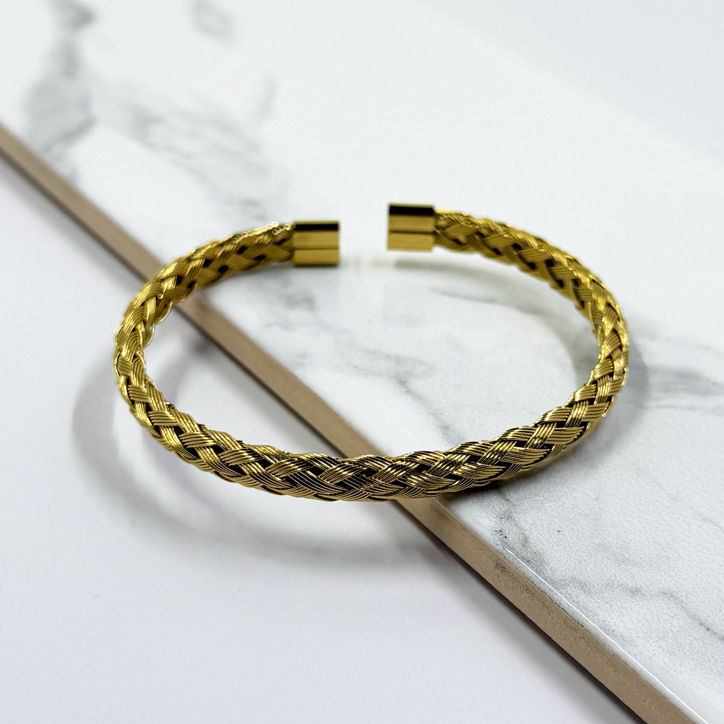 Braid Bracelet (Gold)