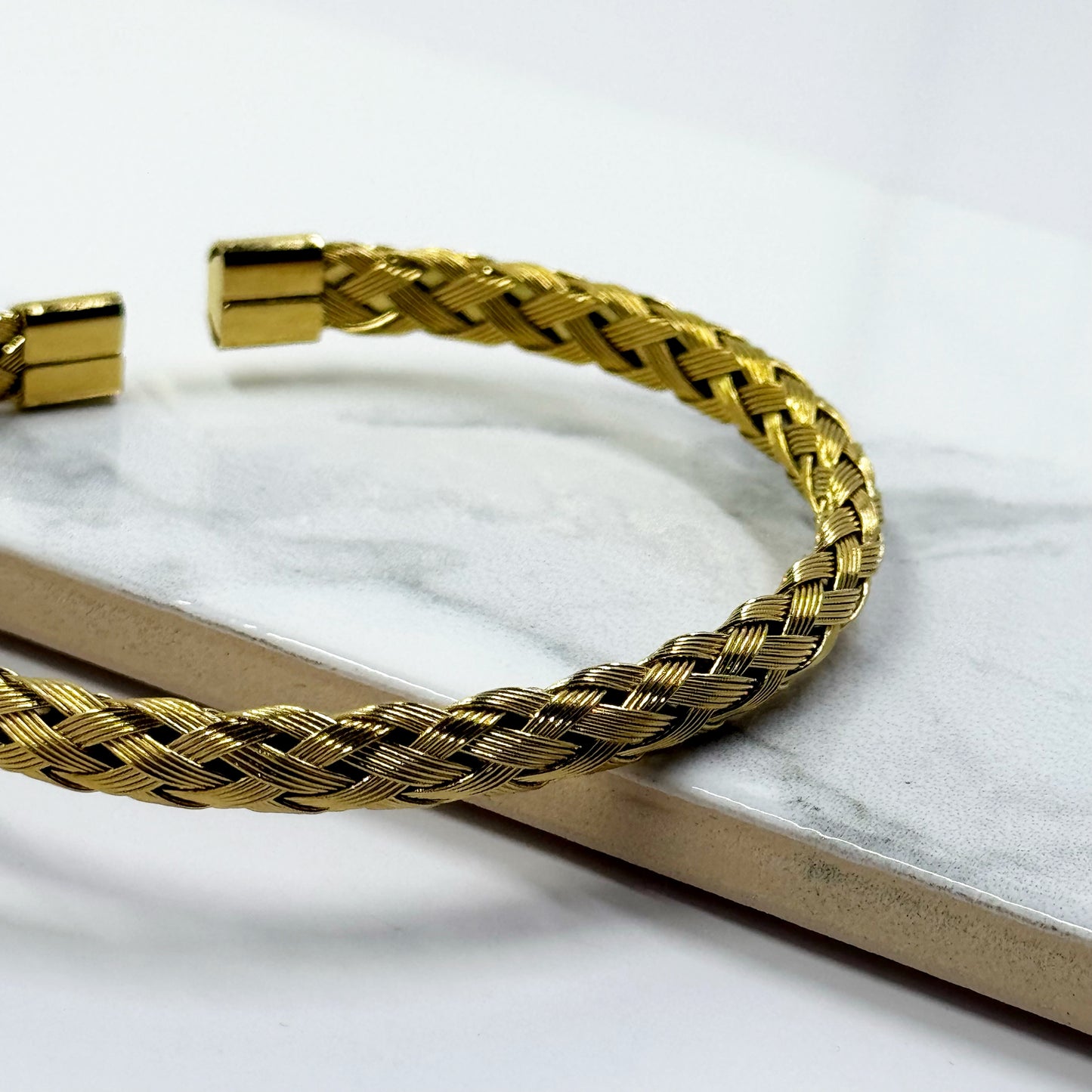Braid Bracelet (Gold)